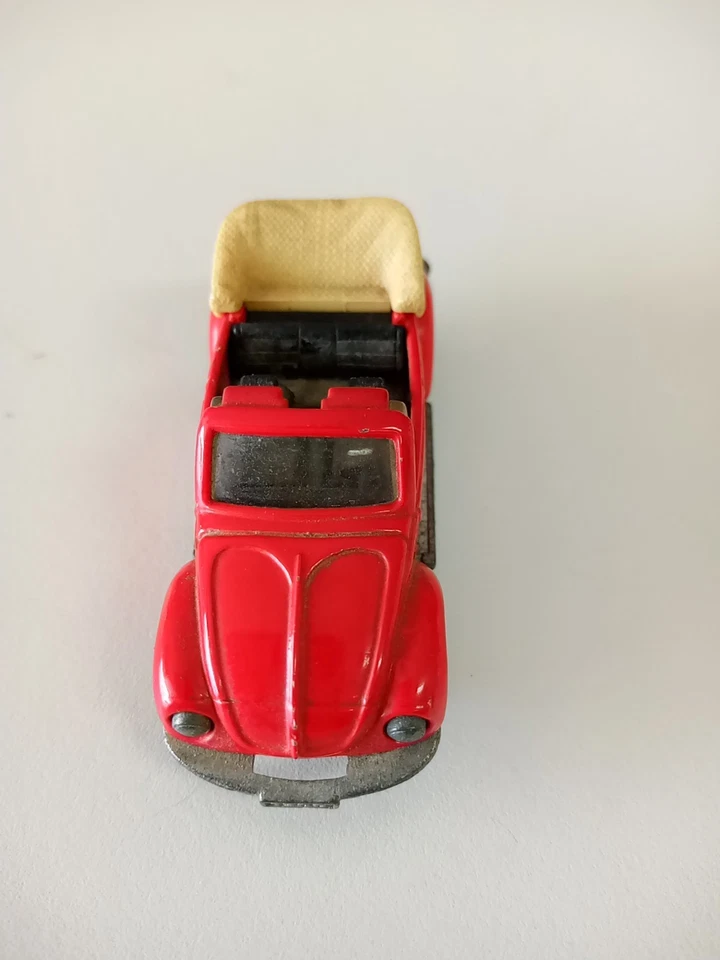 Vintage 1977 Tomica - Tomy Red Volkswagen # F20 - Imagem 2 de 4
