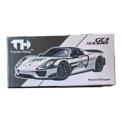 Trends Hobby Porsche 918 Spyder #28 White Car Diecast 1:64 GT Show