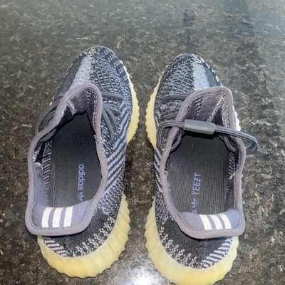 adidas Yeezy Boost 350 V2 Light GY3438 Black Gray Cream Men's Low Top 2021