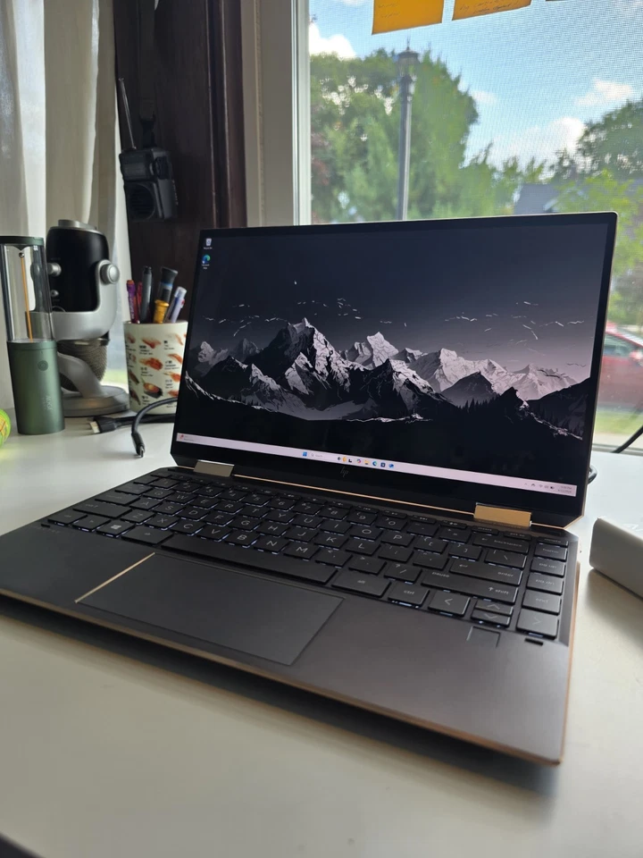 Portátil HP Spectre X360 13 i5 512 GB SSD 8 GB DDR 4K UHD OLED Pantalla Táctil Nightfall Foto 4 de 4