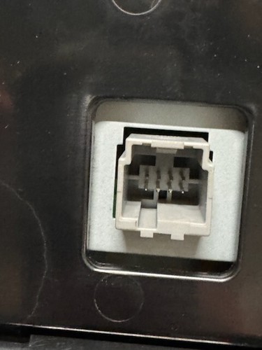 New OE 2019-2022 Jeep Grand Cherokee Center Stack ; AC Heater Controls W Display - Picture 4 of 6