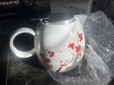 Tea Forte Pugg 24 oz Ceramic Teapot w Stainless Steel Infuser