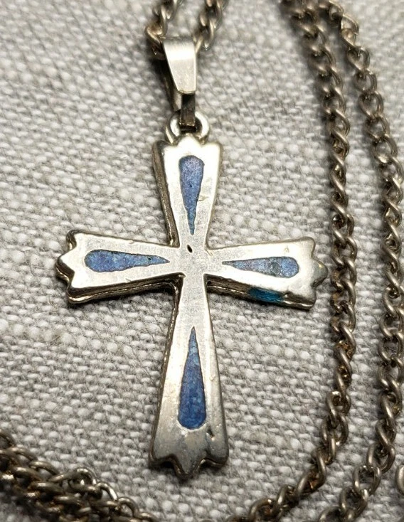 Vintage Beautiful small Turquoise blue stone cross Necklace Christian G83