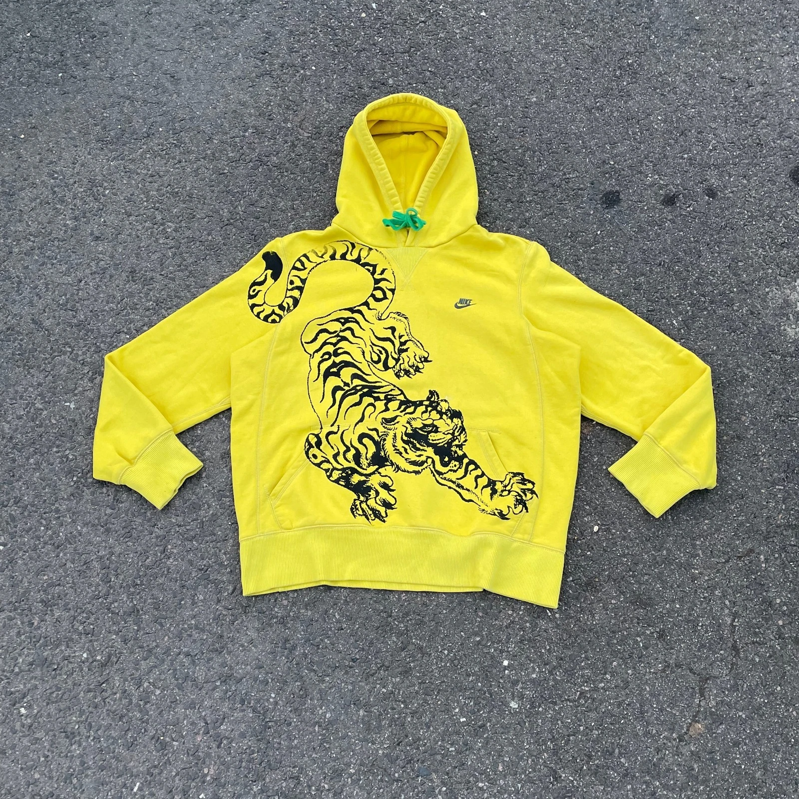 Custom Nike Yellow Hoodie Tiger Black sz L streetwear art grunge opium y2k
