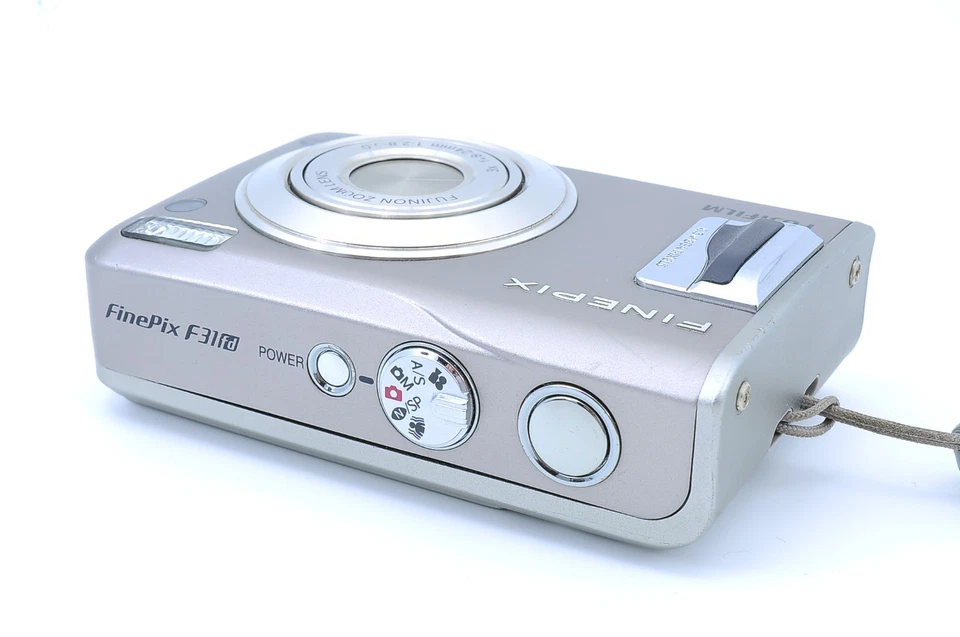 *Mint* Fujifilm FinePix F31fd Silver 6.3MP Zoom Compact Digital Camera From JPN - Image 4 of 4