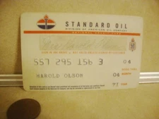 Expired Vintage Standard American Gas Oil Credit Card 1971 Service Station Esso!