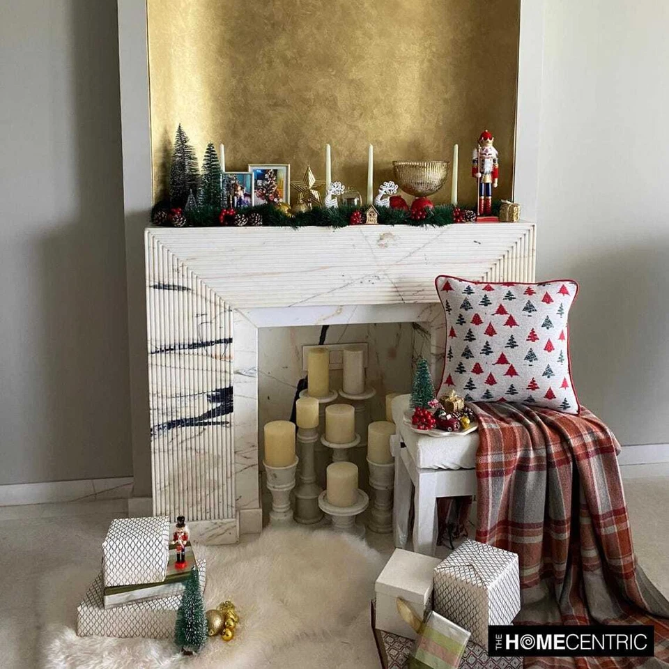 Red Holiday D�cor  Throw Pillow Cover Holiday Jacquard Woven - Cheery Pine - Image 4 of 4