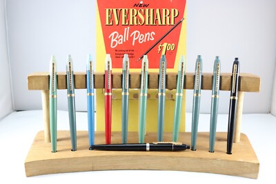 Vintage (c1953) Eversharp Click Druckkugelschreiber, 8 Sorten, Neu aus altem Lagerbestand