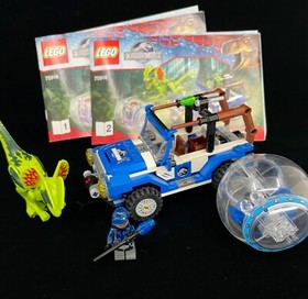 Lego Set 75816 - Jurassic World - Dilophosaurus Ambush- missing Gray minifig