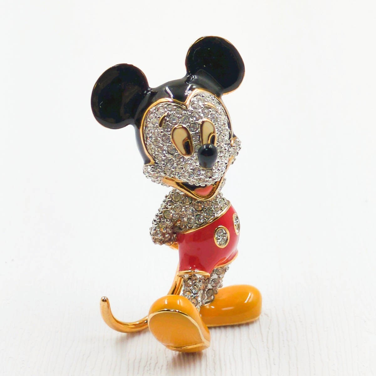 VIP価格【SWAROVSKI】スワロフスキー Disney Mickey Mouse Swarovski Disney Disney Mickey Mouse Crystal Figure World