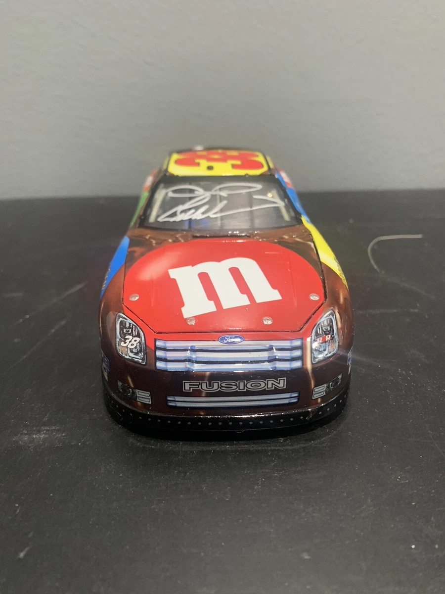 Motorsports Authentics David Gilliland 2007 Vehicle Year Diecast
