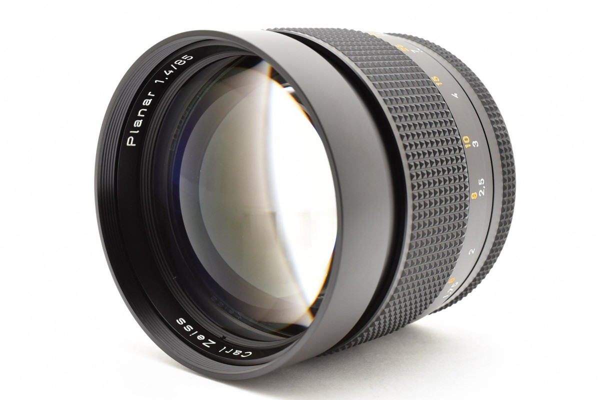 フィルター付き Contax CarlZeiss Planar 85mm 1.4 CONTAX Carl Zeiss Planar 85mm F/1.4 T* MMJ MF Lens w/ filter