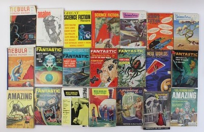 Konvolut 21 Science Fiction Pulp-Magazines 1960er
