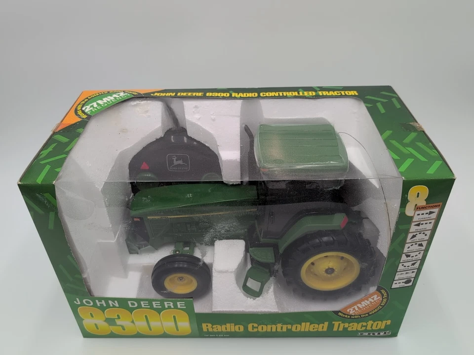1/16 Ertl Farm Toy John Deere 8300 Radio Remote Control R/C  - Image 3 of 4