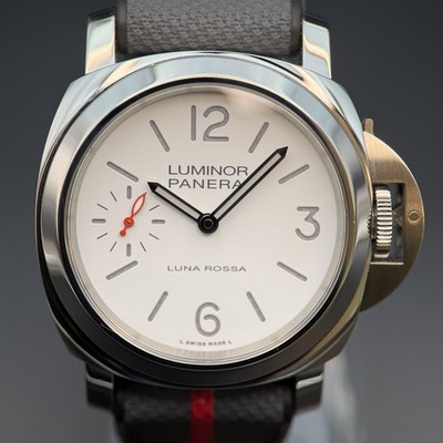 Panerai Luminor Luna Rossa 44mm PAM1342