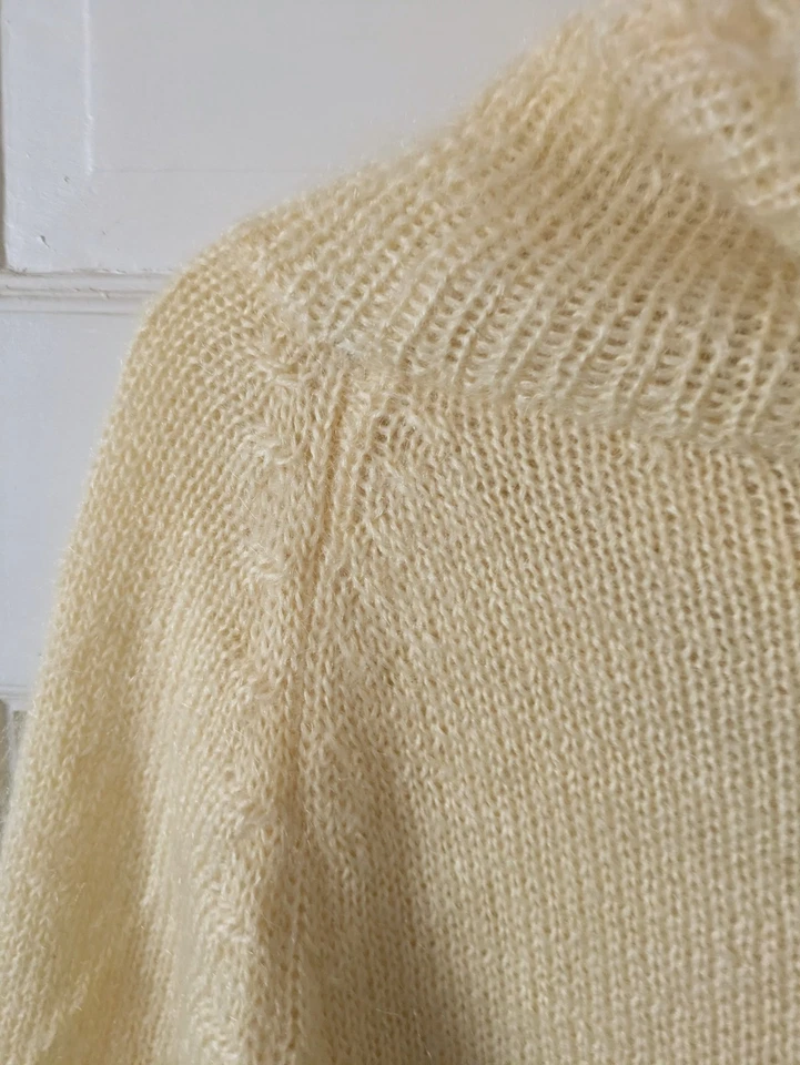 Fenn Wright Manson Mohair-Blend Cowl Neck Long Sleeve Cream Sweater Sz Small  - Image 4 of 4