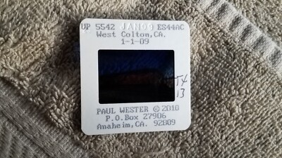 XTX13 35MM Train Slide ENGINE LOCOMOTIVE RR UP 5542 ES44AC WEST