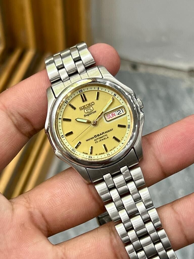 RARE VINTGE SEIKO 5 SUPERIOR 7S36-0030 AUTOMATIC 23 JEWELS MEN