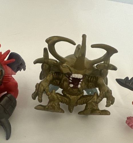 Lot of 7 Digimon mini figures 1998 00 H-T Bandai 1”- 1.5” tall Digital Monsters - Picture 6 of 9