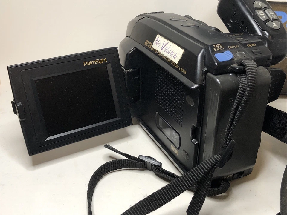 Quasar VML458 Palmcorder VHS-C And Charger Works No Volume VHS Play Pak - Image 4 of 4