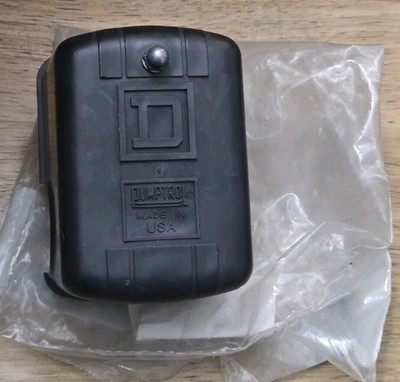 Square D Pumptrol #9013FSG2J20M4 Pressure Switch M4 20-40 PSI  *NOS*
