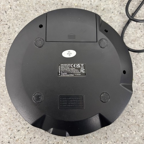 Oakcaslte CD Player Portable Handheld Music Player Black - Picture 3 of 5