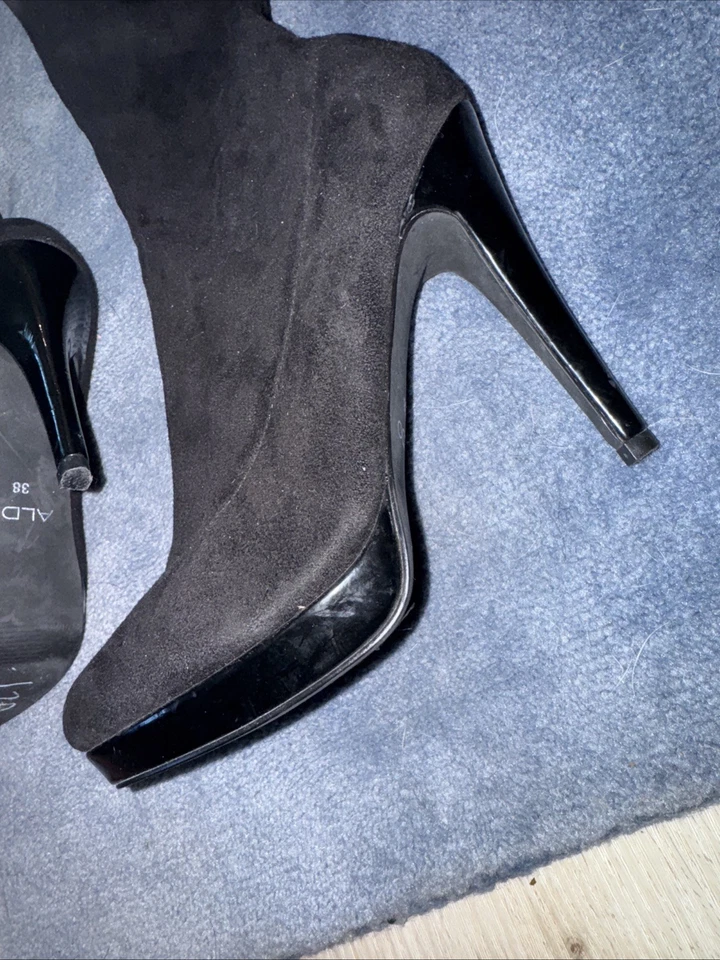 Botas hasta la rodilla Aldo talla 38 7.5 8 usadas en excelente estado gamuza suaves hasta la rodilla cremallera bota alta Foto 4 de 4