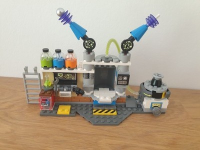 Lego Hidden Side Set  70418 Wissenschaft Labor Experimente