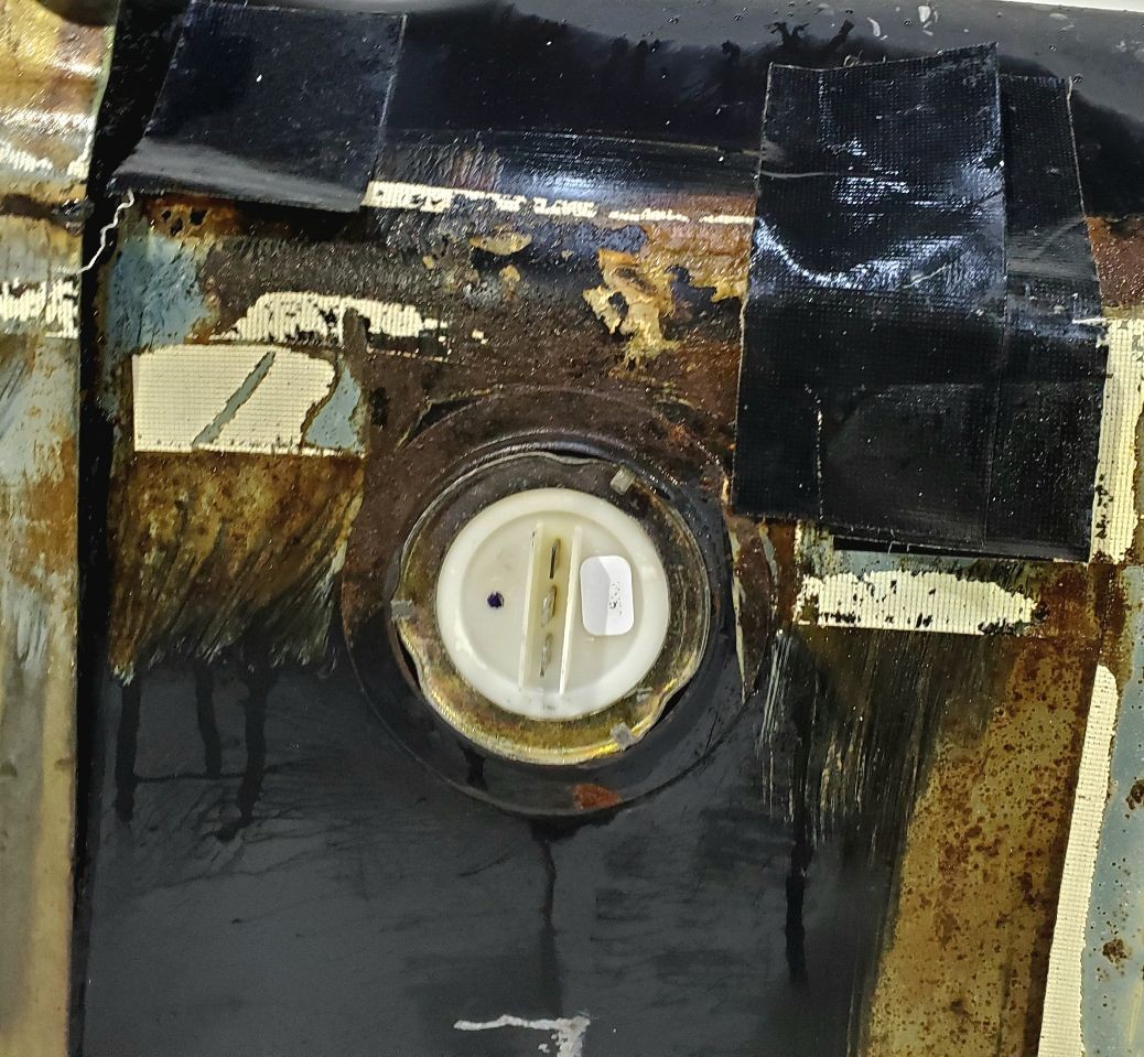 1991 Bentley Turbo R OEM Fuel Tank 6.8L V8 RWD