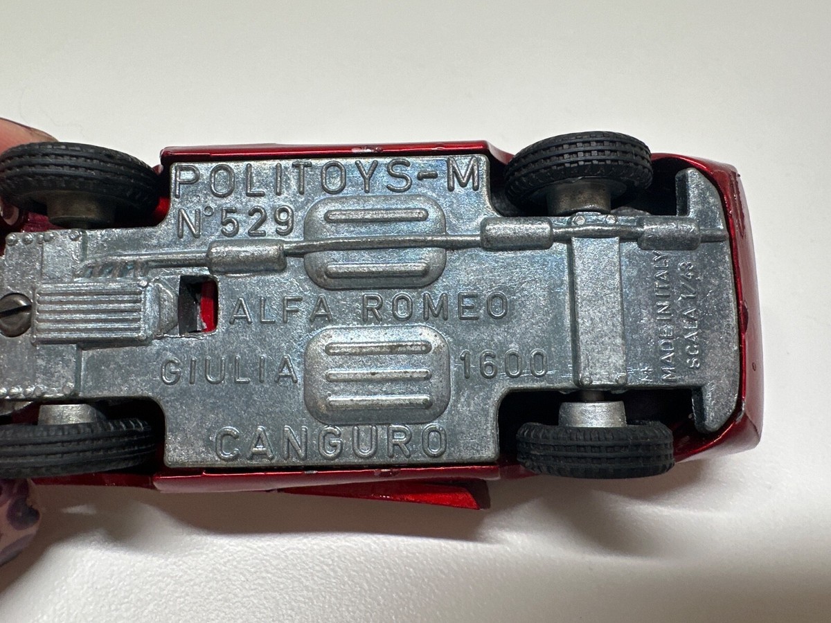 Politoys M Series 529 - Alfa Romeo Giulia 1600 Canguro 1:43