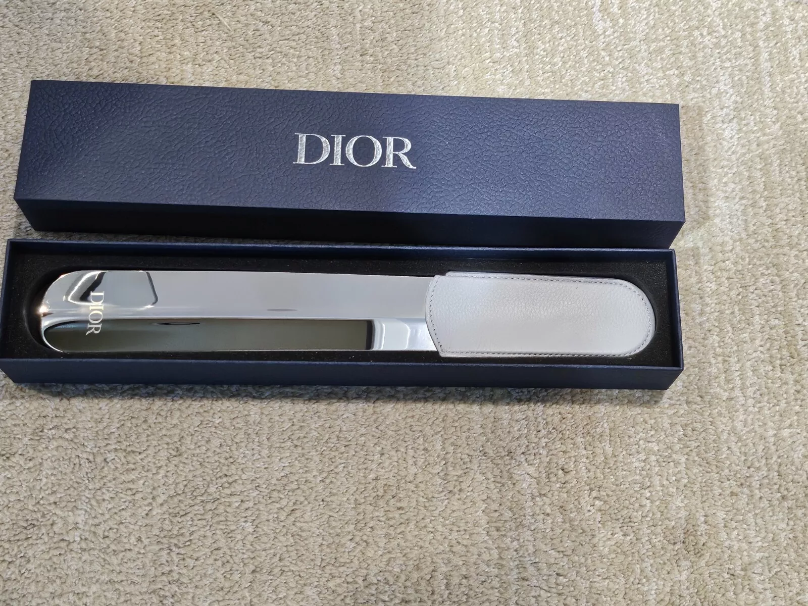 Corne de chaussure Christian Dior métal avec cuir authentique