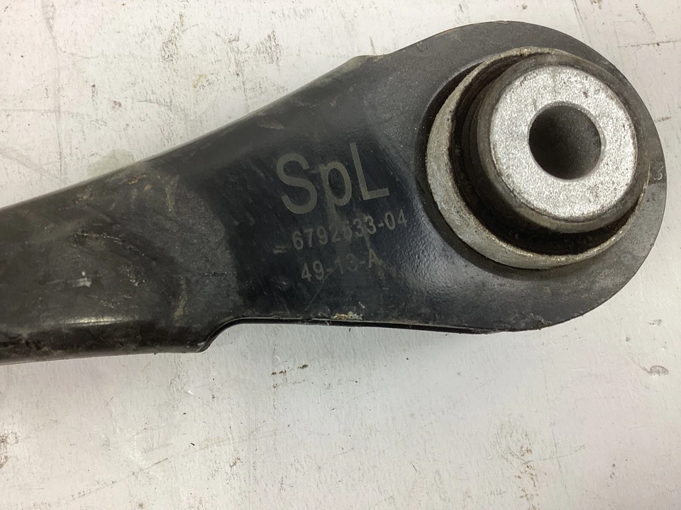 Brazo de control trasero derecho BMW 320i F30 xDrive 2012-2015 6792533; 6792535 OEM Foto 2 de 4