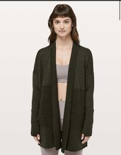 Lululemon Sit In Lotus Wrap II Heathered Dark Olive Women s Size 2 Merino Wool