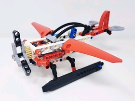 Lego Technic 8046 Seaplane - PLANE ONLY Complete w Manuals 2010 Helicopter