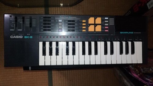 Casio SK-8 Sampling Keyboard Vintage 32-Key Synth Confirmed Operation Free Ship