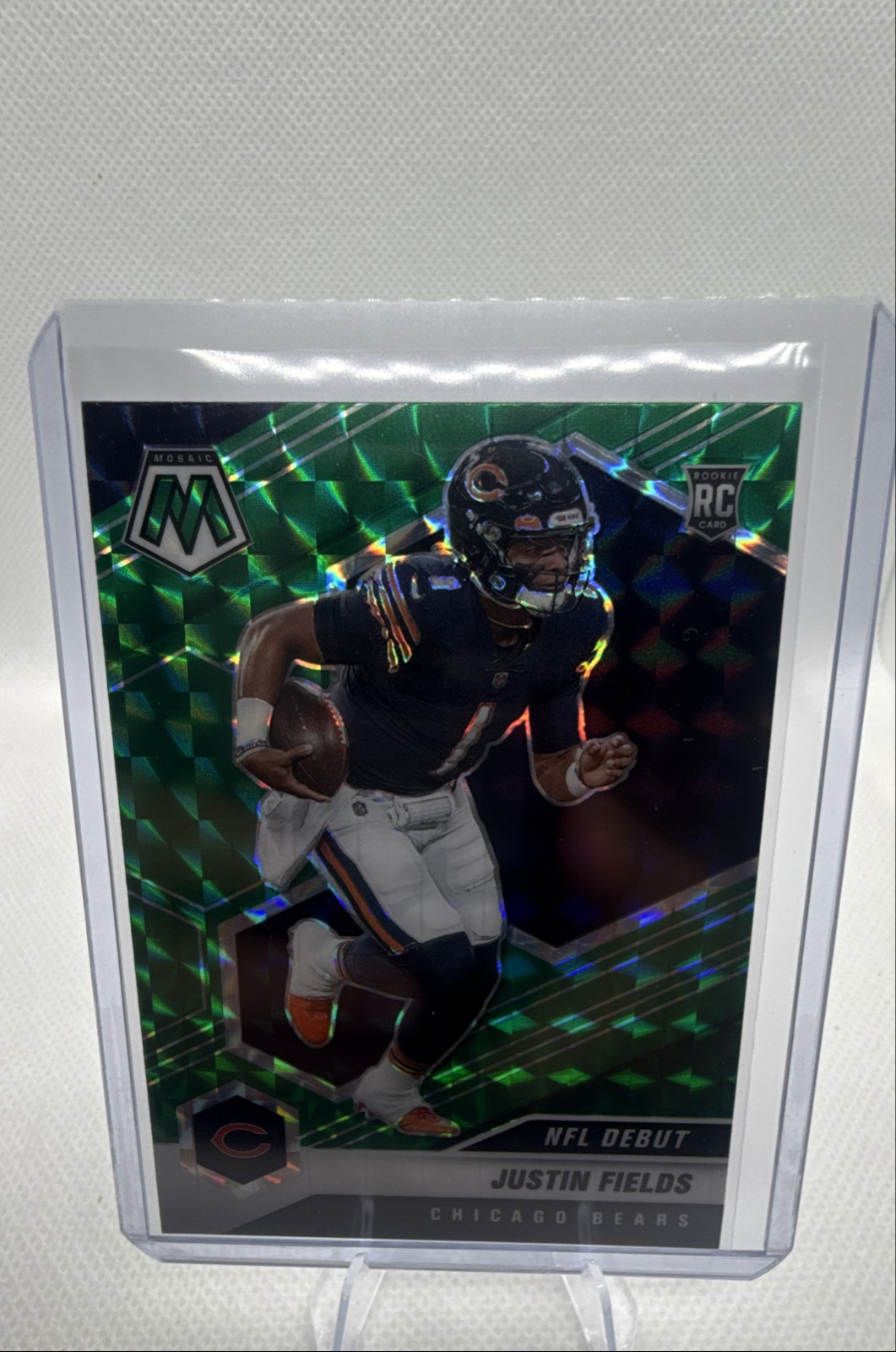 2021 Panini Mosaic - NFL Debut Justin Fields #242 Green Mosaic Prizm (RC)