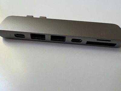 Satechi USB-C Pro Hub for Apple MacBook - Space Gray - ST-CMBPM - WITH 4K HDMI