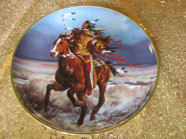 Western 1987年 The Franklin Mint 製 Franklin Mint Western Heritage Museum Triumphant Warrior Porcelain