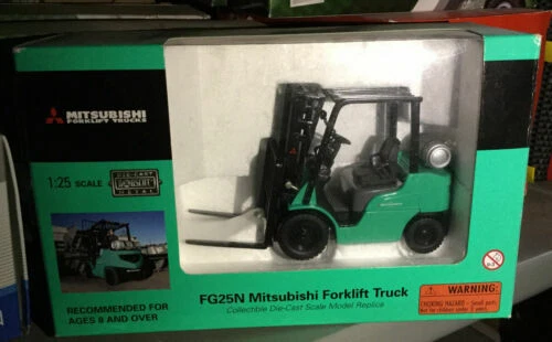 Modellini statici di mezzi agricoli scala 1:25