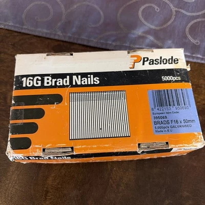 Paslode 16G Brad Nails Galvanised Straight 50mm Long 4600 Nails Nearly Full Box - Image 1 of 4
