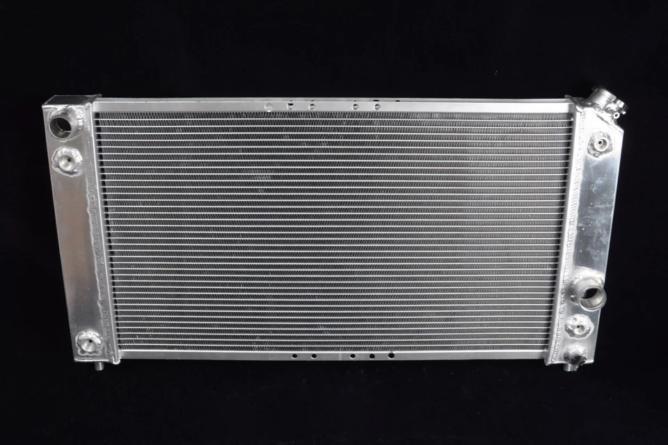 NEW Radiator For 1996-2005 GMC Sonoma/Jimmy/Chevrolet /S10/Blazer 4.3L Aluminum - Image 3 of 4