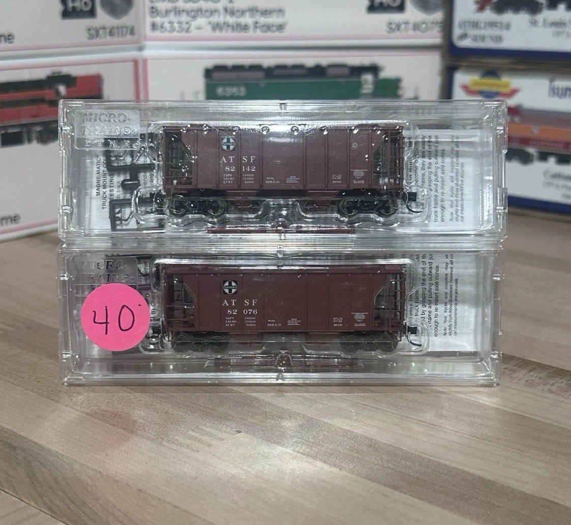 Micro-Trains Line N Scale ATSF 2-Bay Covered Hopper Cars (2) 095 00 051 052 NEW