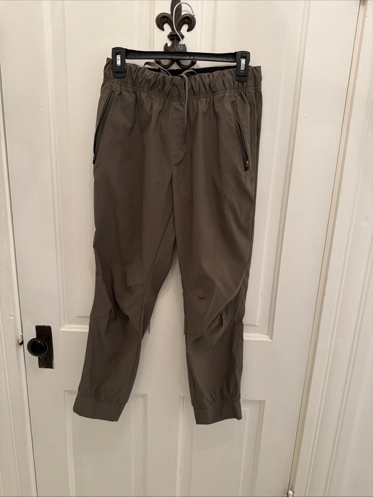 Eddie Bauer Womens Olive Green Pull On Tapered Activewear Jogger Pants Sz 12
