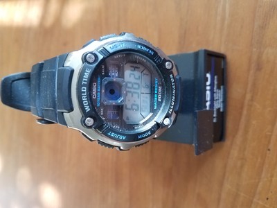 ae2000w 1av