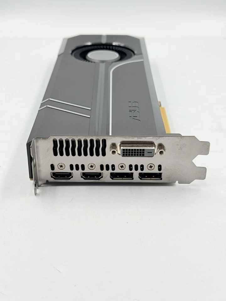 Tarjeta de gráficos ASUS Turbo GTX1070 8 GB GDDR5 - Usada Foto 2 de 4