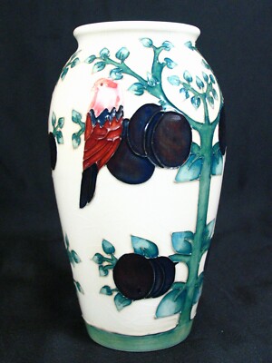 RARE WILLIAM MOORCROFT ART POTTERY 