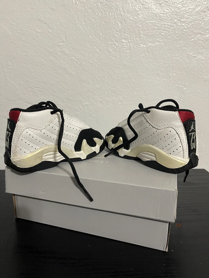 Nike Air Jordan 14 XIV Last Shot Retro TD Blanco y Negro Niños Pequeños Talla 5c Foto 4 de 4