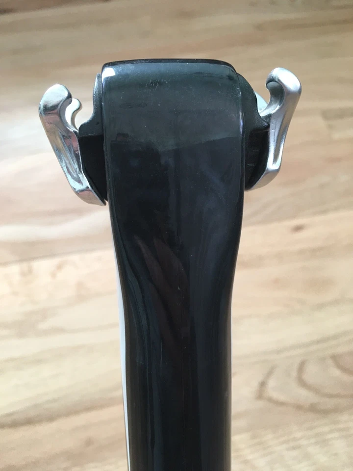 Tija de sillín de carbono Bontrager XXX 30,8 x 400 mm 20 mm luz de retroceso rxl bicicleta de carretera Foto 4 de 4