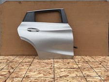 Porte arrière et accessoires Infiniti QX30