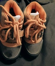 Toddler boots size 8